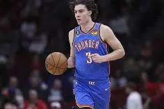 KU体育官方网站-赛地聚焦：NBA常规赛赛前热度飙升；纽约尼克斯强势反弹；球迷炸锅；心理建设被强调